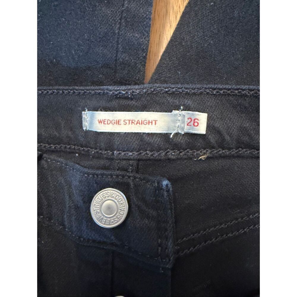 PREMIUM LEVI’S WEDGIE STRAIGHT LEG JEAN - Picture 7 of 9